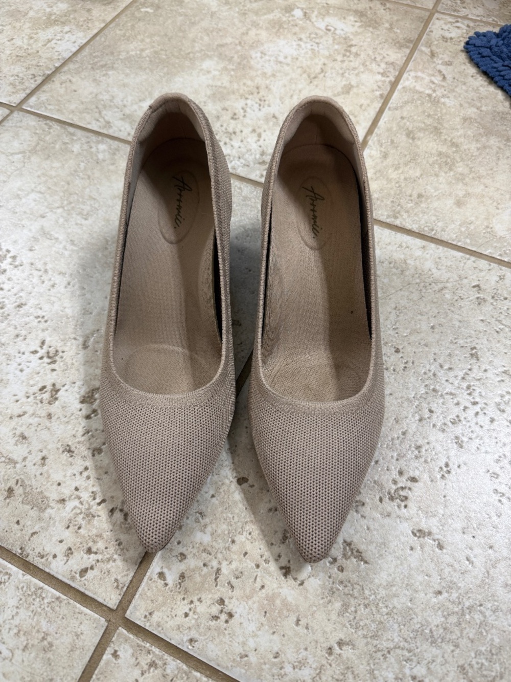 Arromic Beige Pointed Toe Wedge Heels Size 8.5